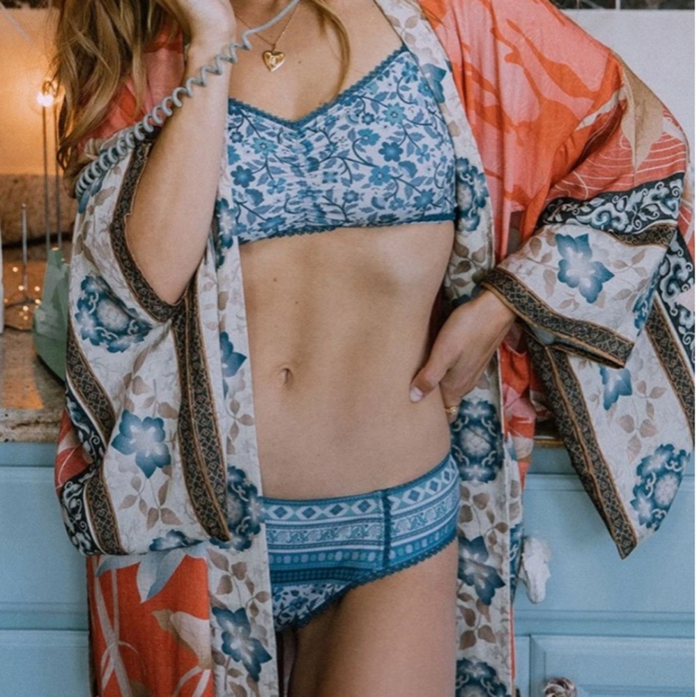 NEW Spell Dahlia Bralette and Bloomers SET - Picture 3 of 15
